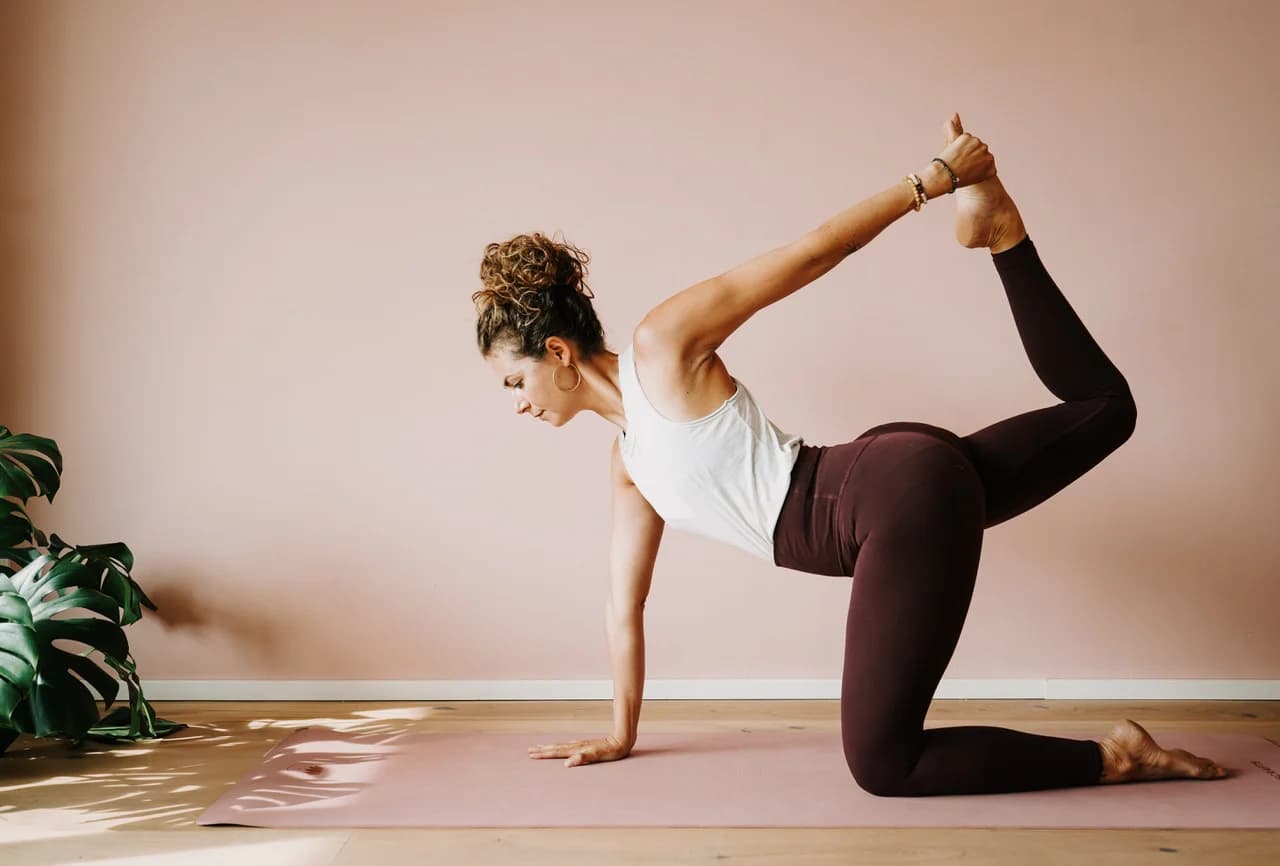 Sun Hatha Yoga Live Online